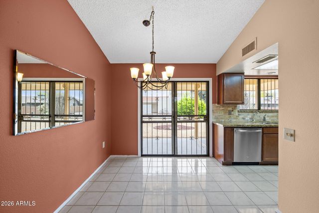 21007 N SUNGLOW Drive, Sun City West, AZ 85375