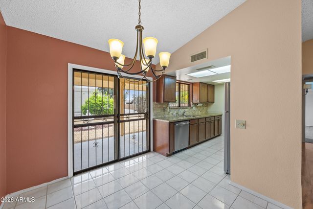 21007 N SUNGLOW Drive, Sun City West, AZ 85375