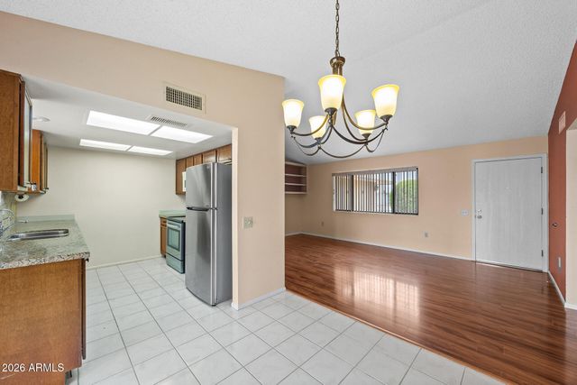 21007 N SUNGLOW Drive, Sun City West, AZ 85375