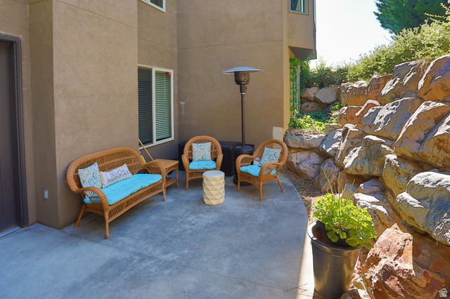 1709 E DEER CREST DR, Fruit Heights, UT 84037