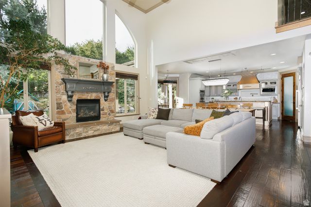1709 E DEER CREST DR, Fruit Heights, UT 84037