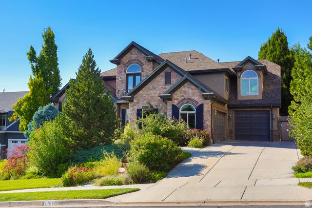 1709 E DEER CREST DR, Fruit Heights, UT 84037