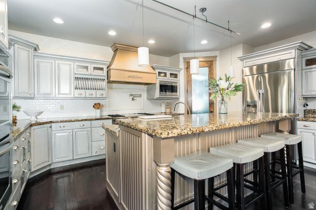1709 E DEER CREST DR, Fruit Heights, UT 84037