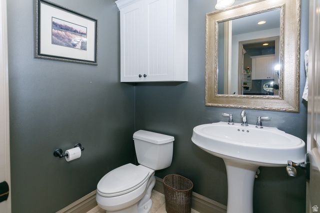 1709 E DEER CREST DR, Fruit Heights, UT 84037