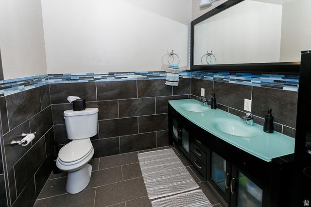 1709 E DEER CREST DR, Fruit Heights, UT 84037