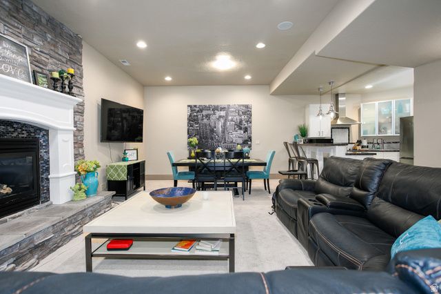 1709 E DEER CREST DR, Fruit Heights, UT 84037