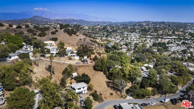 3741 Aguilar, Los Angeles, CA 90065