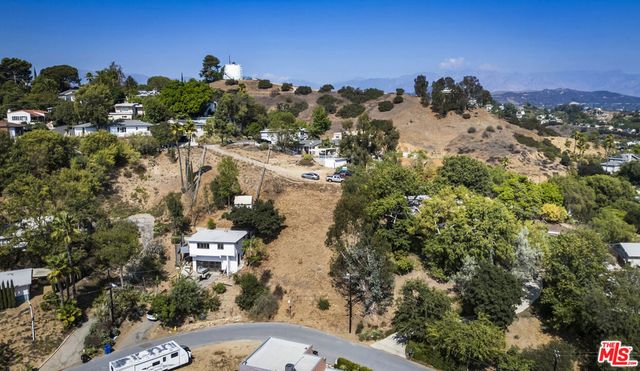 3741 Aguilar, Los Angeles, CA 90065