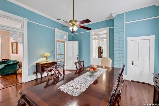 705 E Guenther, San Antonio, TX 78210