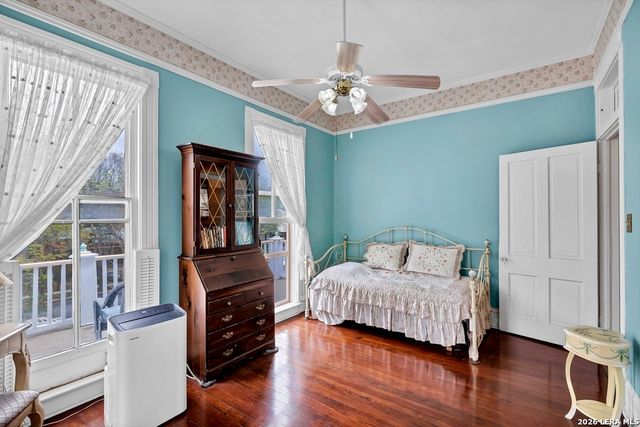 705 E Guenther, San Antonio, TX 78210