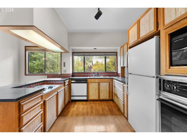 14411 Se WAGNER Ln, Milwaukie, OR 97267