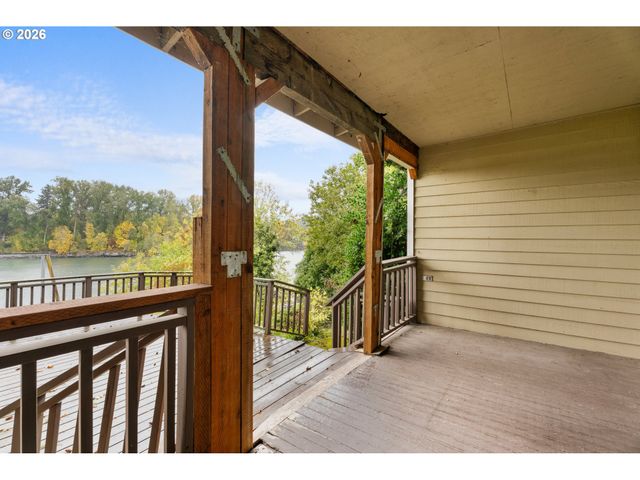 14411 Se WAGNER Ln, Milwaukie, OR 97267
