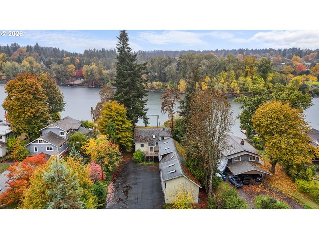 14411 Se WAGNER Ln, Milwaukie, OR 97267