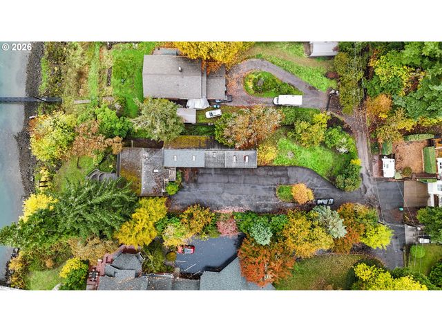 14411 Se WAGNER Ln, Milwaukie, OR 97267