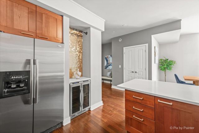 744 N Clark Street 705, Chicago, IL 60654