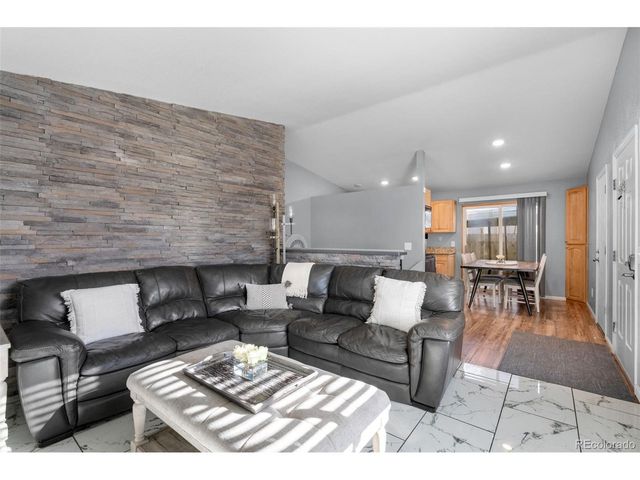 1635 Ensenada Way, Aurora, CO 80011