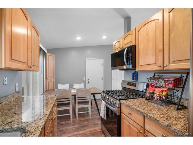1635 Ensenada Way, Aurora, CO 80011