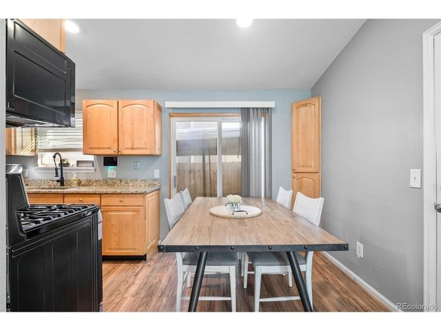 1635 Ensenada Way, Aurora, CO 80011