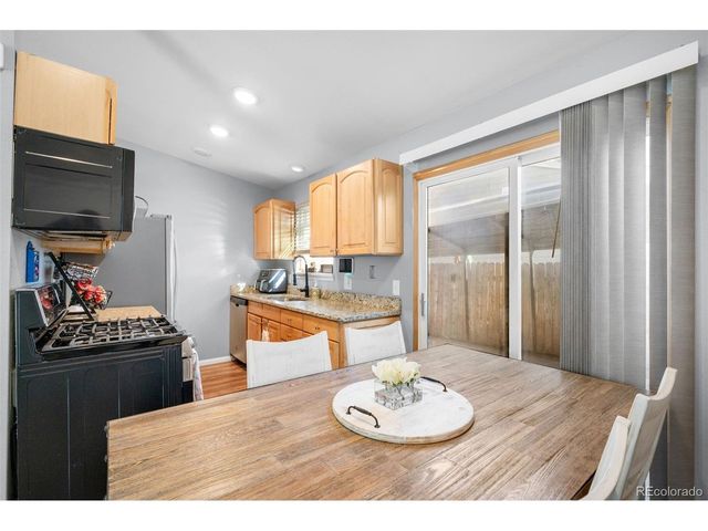 1635 Ensenada Way, Aurora, CO 80011