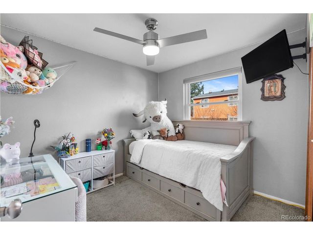 1635 Ensenada Way, Aurora, CO 80011