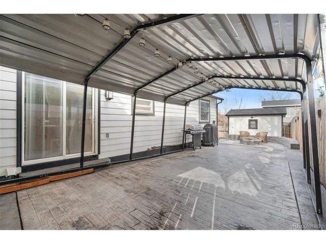 1635 Ensenada Way, Aurora, CO 80011