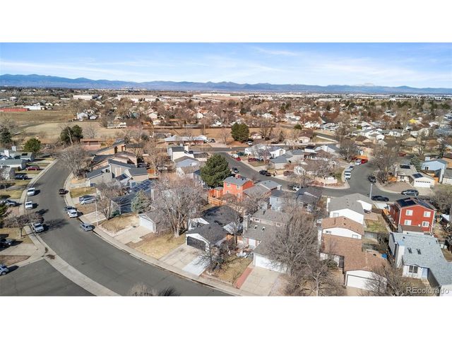 1635 Ensenada Way, Aurora, CO 80011