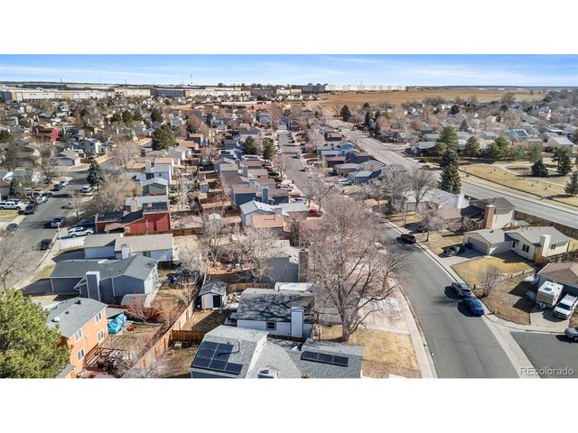 1635 Ensenada Way, Aurora, CO 80011