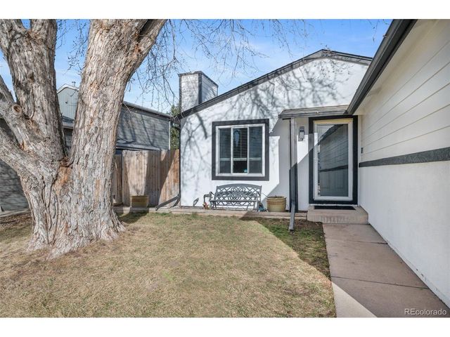 1635 Ensenada Way, Aurora, CO 80011