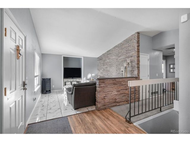 1635 Ensenada Way, Aurora, CO 80011