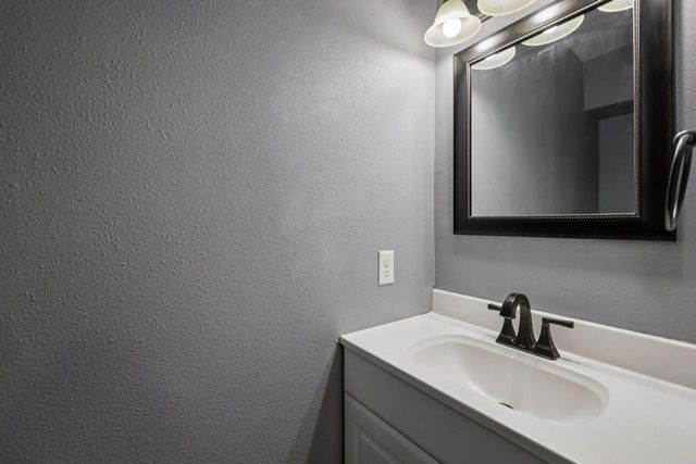 140 South Street, Sun Prairie, WI 53590