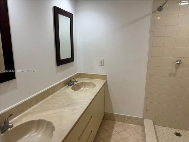 721 NW 99th Circle 721, Plantation, FL 33324