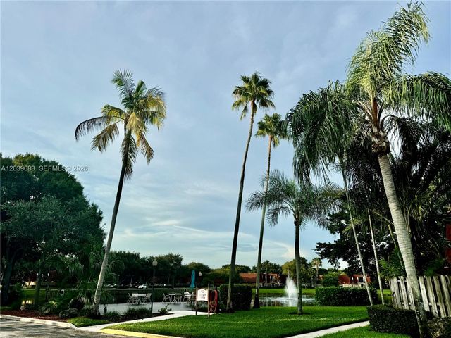 721 NW 99th Circle 721, Plantation, FL 33324