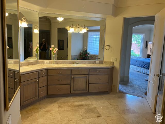 1068 E GRANDVIEW DR, Ivins, UT 84738