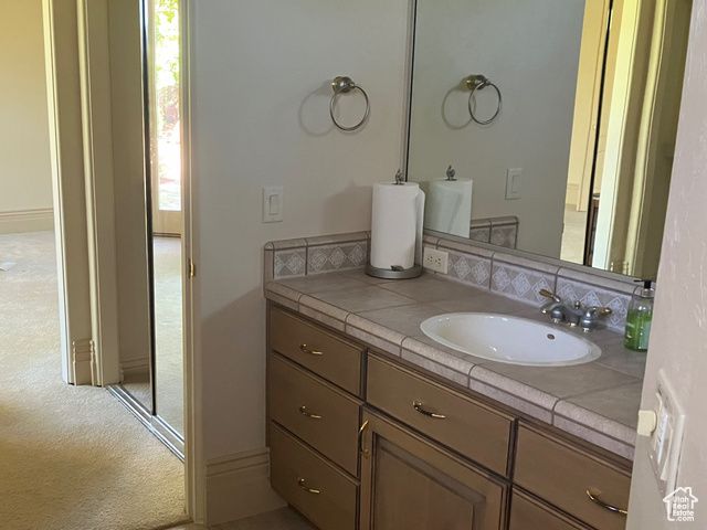 1068 E GRANDVIEW DR, Ivins, UT 84738