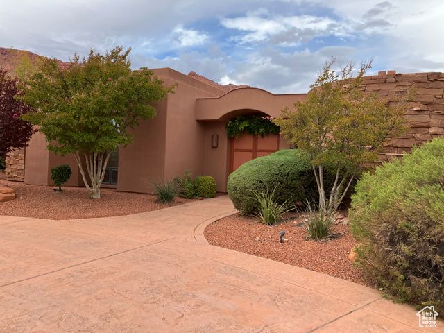 1068 E GRANDVIEW DR, Ivins, UT 84738