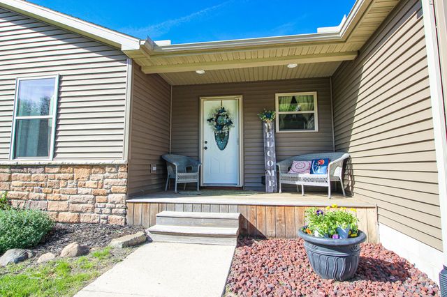 1668 Kelly Court, Wheatfield, IN 46392