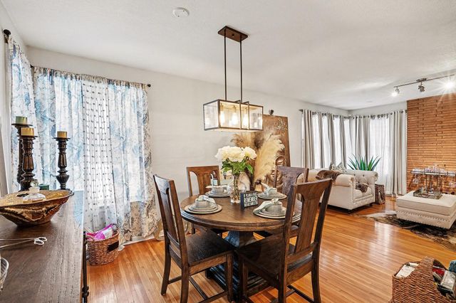 4527 Lakeland Avenue N, Robbinsdale, MN 55422