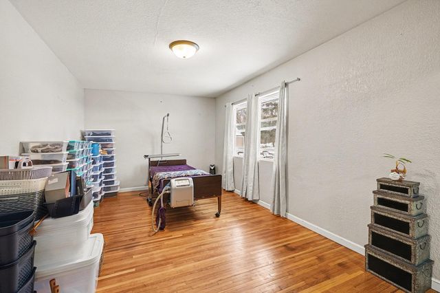 4527 Lakeland Avenue N, Robbinsdale, MN 55422