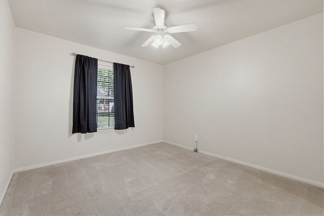 1909 Diamond Ridge Drive, Lampasas, TX 76550