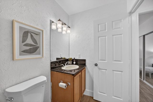 7715 Reenel Way, Sacramento, CA 95832