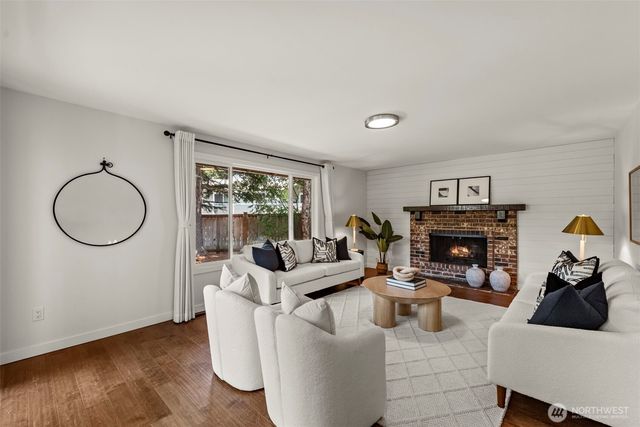 12518 SE 67th Street, Bellevue, WA 98006