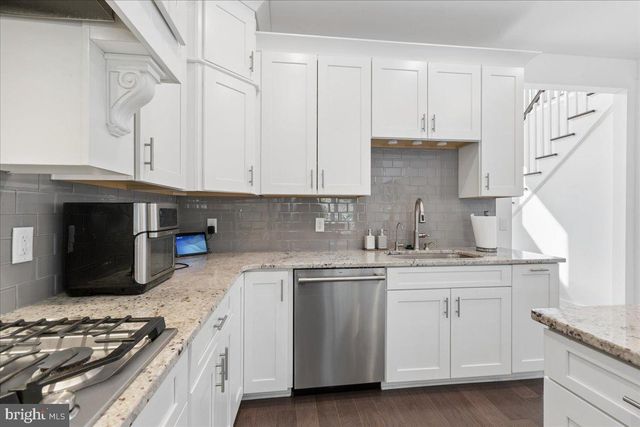 27 BIRDIE WAY, Lawrence Township, NJ 08648