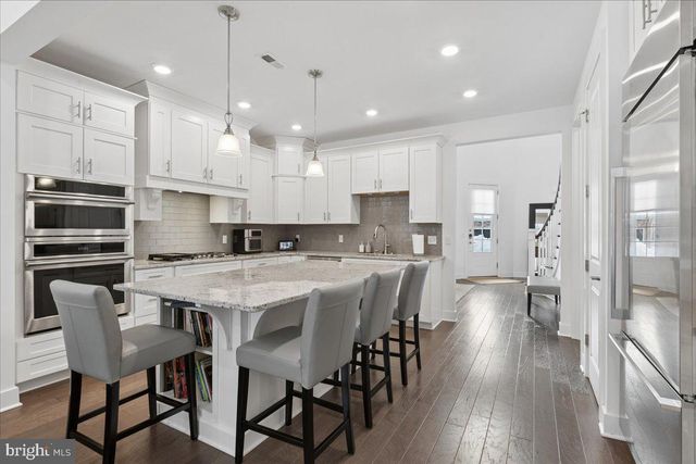 27 BIRDIE WAY, Lawrence Township, NJ 08648