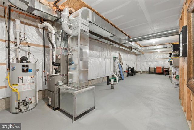 27 BIRDIE WAY, Lawrence Township, NJ 08648