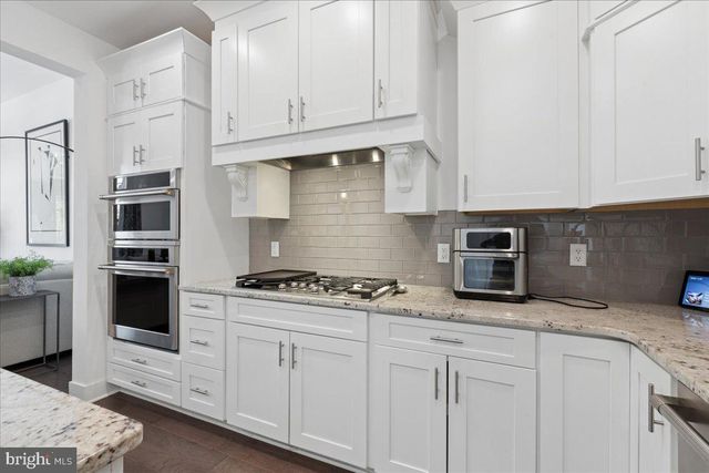 27 BIRDIE WAY, Lawrence Township, NJ 08648