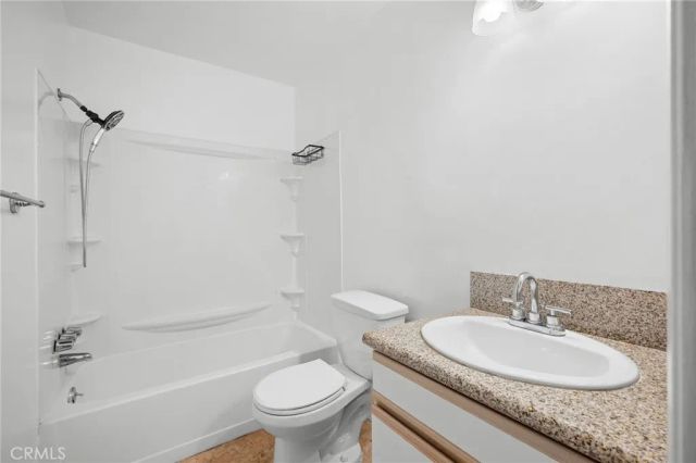 121 Sinclair Avenue 107, Glendale, CA 91206