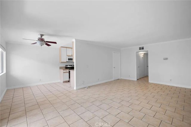 121 Sinclair Avenue 107, Glendale, CA 91206