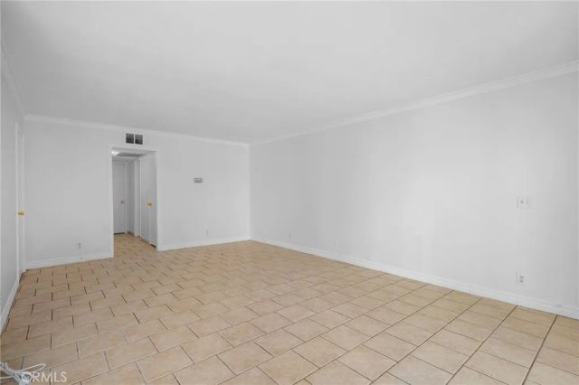 121 Sinclair Avenue 107, Glendale, CA 91206