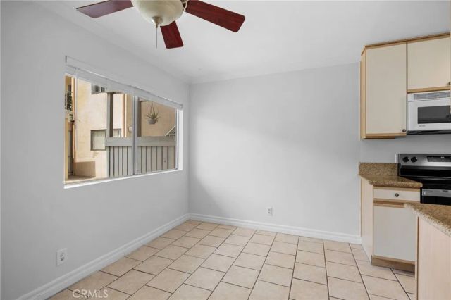121 Sinclair Avenue 107, Glendale, CA 91206