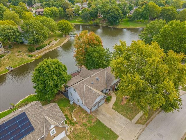 8605 N Beaman Avenue, Kansas City, MO 64154